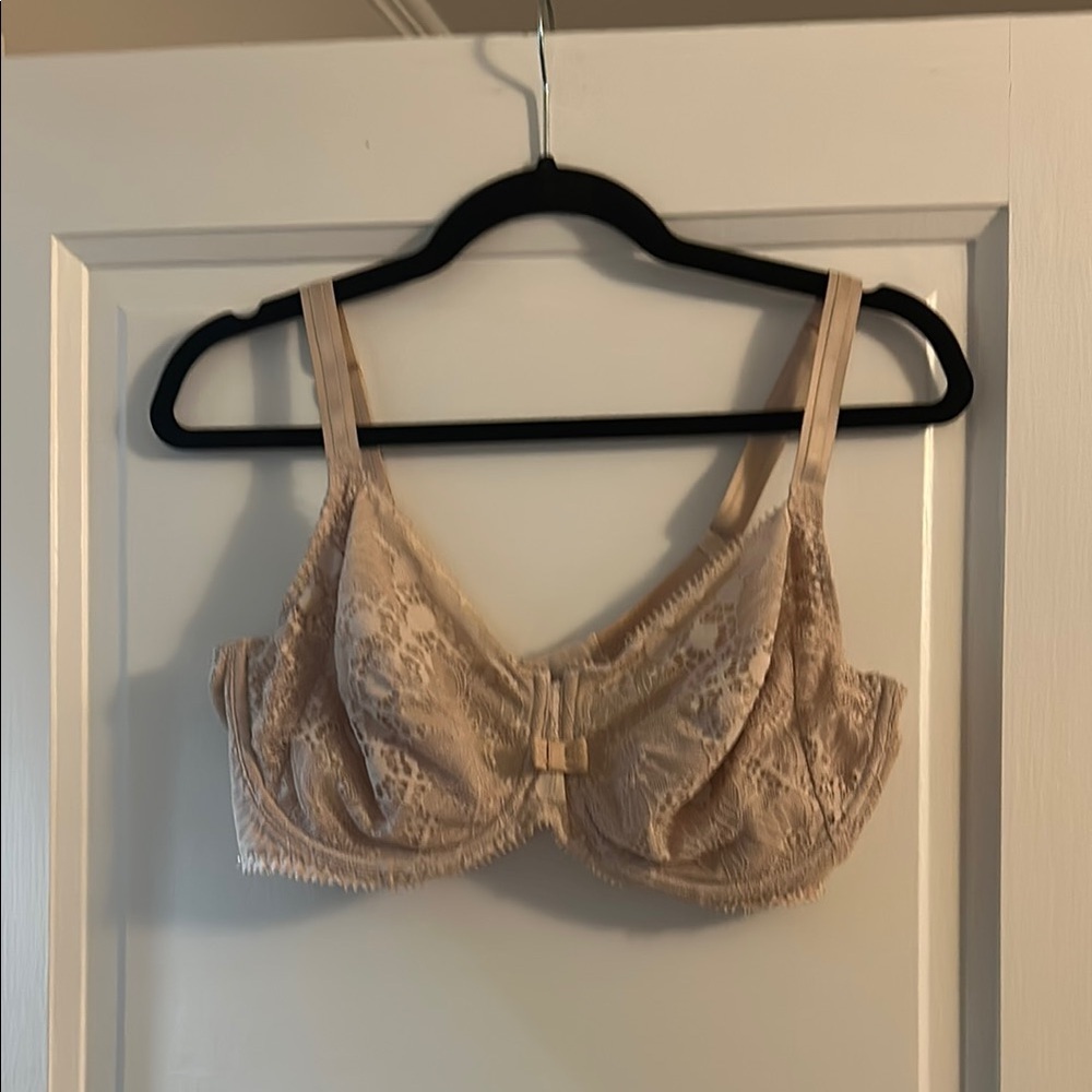 Chantelle day to night underwire bra: color nude blush